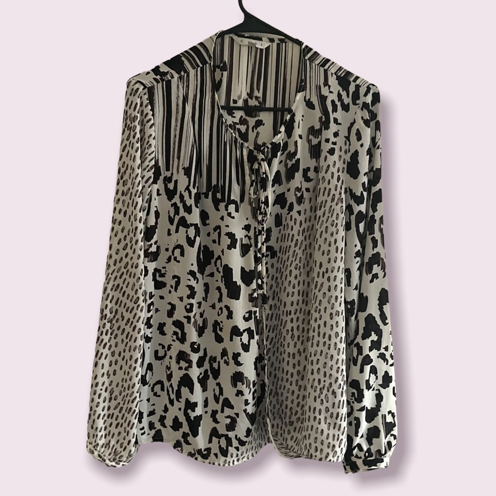 CAbi Animal Print Leopard & Stripes Wrap Blouse Top Silky Lightweight Size L - Picture 11 of 16